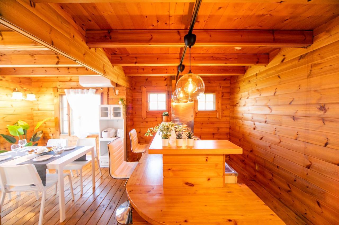 Awaji Seaside Log House In Goshiki 1 Villa Sumoto Bagian luar foto