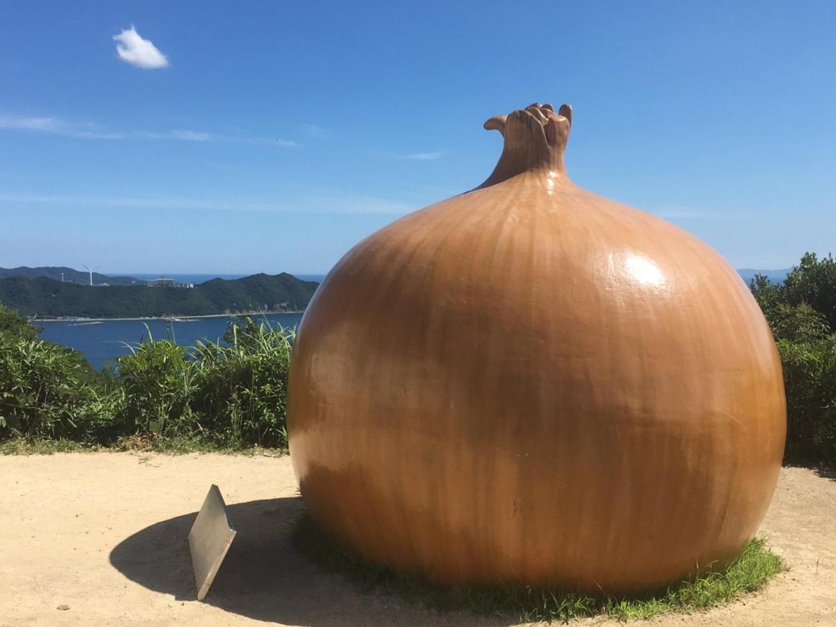Awaji Seaside Log House In Goshiki 1 Villa Sumoto Bagian luar foto